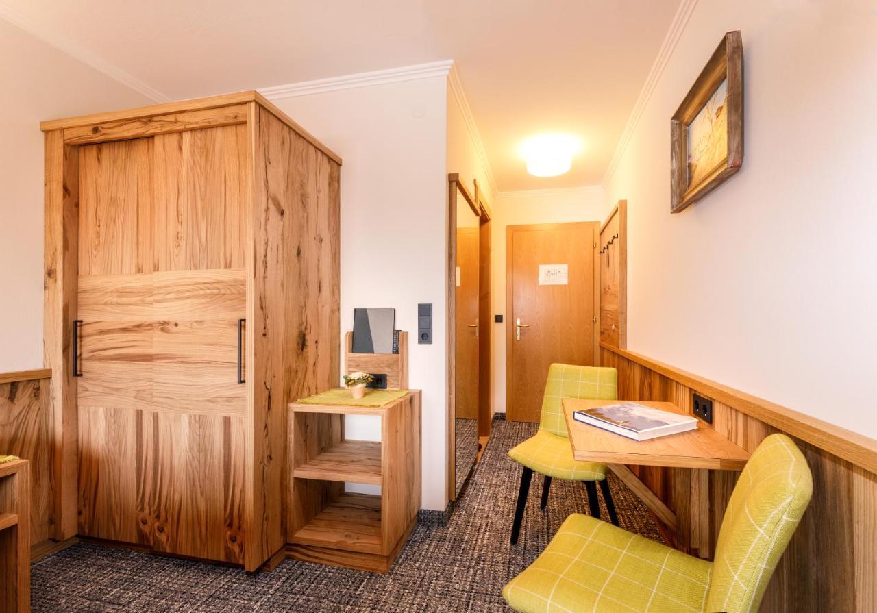Hotel Garni Entstrasser Kitzbühel Esterno foto