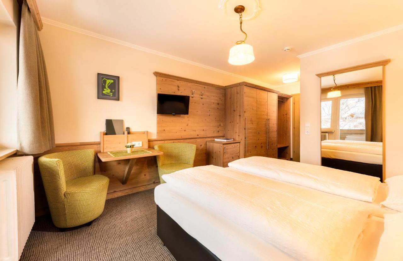 Hotel Garni Entstrasser Kitzbühel Esterno foto